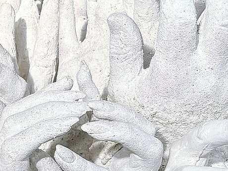 Un Été Au Havre : Atelier de moulage de mains