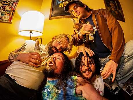 Concert :  Wavves + Johnny Mafia