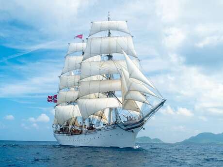 Montée de Seine à bord du voilier Statsraad Lehmkuhl