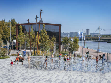 Exposition "Sous la pluie : peindre, vivre et rêver" - Journée festive au Pavillon des Transitions