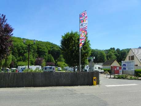 Aire de stationnement et de service à proximité du camping municipal d'Étretat