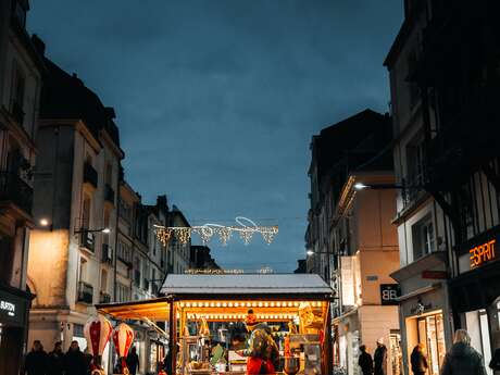 ((Marché de Noël)) Du 14 au 22 déc 2024