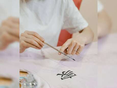 Atelier de personnalisation d’un t-shirt avec impression par sublimation