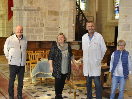 Le marché du Pougard : Artisans et Peintres