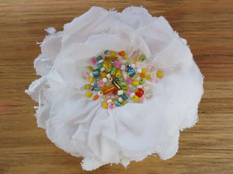Atelier-Création d'une broche fleur en textile recyclé - Kaphéine