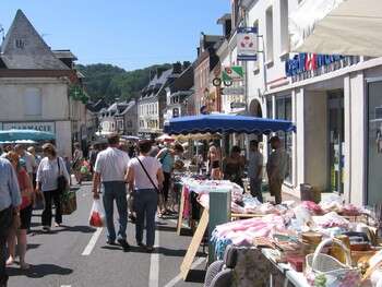 Braderie et vide grenier