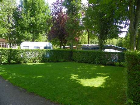 Aire de stationnement et de service du Camping La Forêt