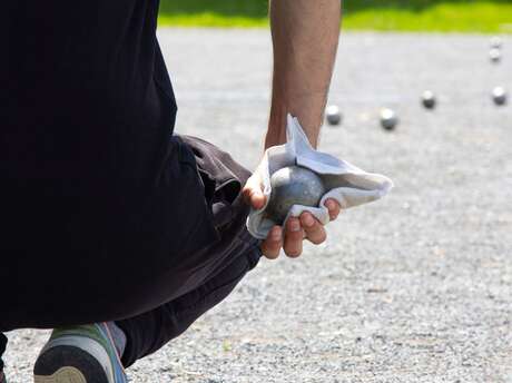 Concours de pétanque à Aumale