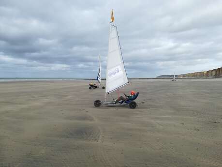 Initiation au char à voile sur la Côte d’Albâtre