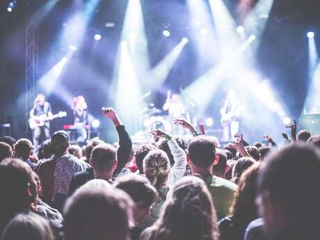 Concert : Black Flower