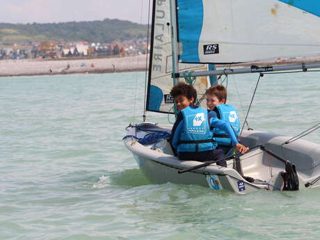 Stage RS FEVA pour les 12-15 ans - Ecole de voile du Tréport Sensation Large