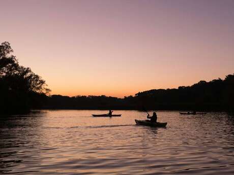 Kayak au Coucher du Soleil