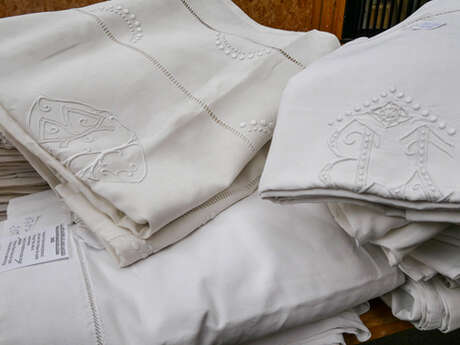 Vente Emmaüs - Linge ancien