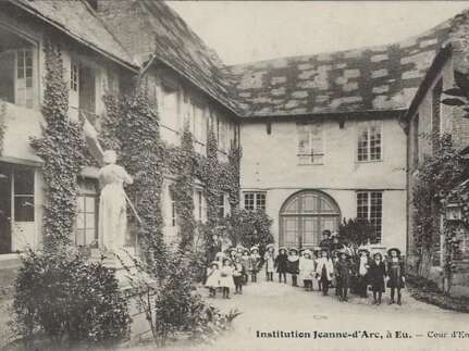 Journées du Patrimoine | Visite guidée : Un siècle d'éducation des jeunes filles à Eu