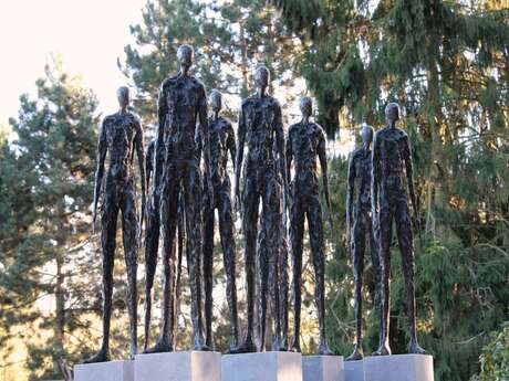 [Exposition de sculptures] Nancy Vuylsteke De Laps dans le jardin du musée
