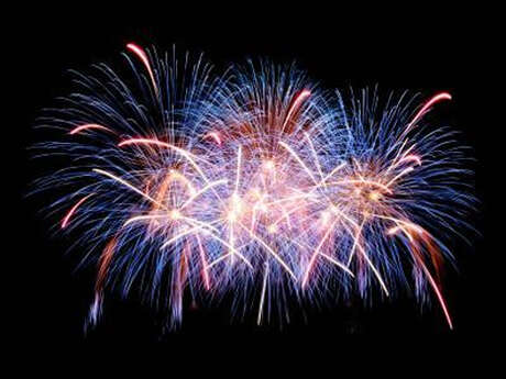 Retraite aux flambeaux et feu d'artifice