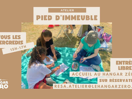 Atelier enfants en pied d'immeuble