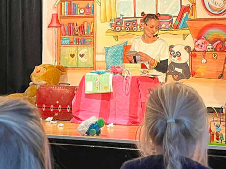 Spectacle jeune public : Zoé et la valise enchantée