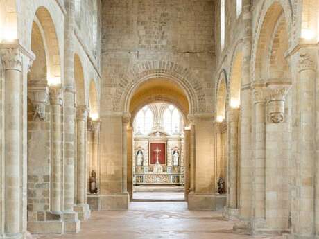 Visite thématique : Architecture romane, architecture gothique