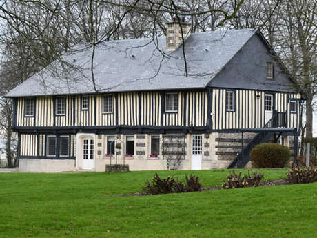 Visite guidée de l'exposition : Le clos-masure, un patrimoine à vivre !
