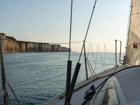 Dans la peau d’un matelot de Fécamp à Etretat