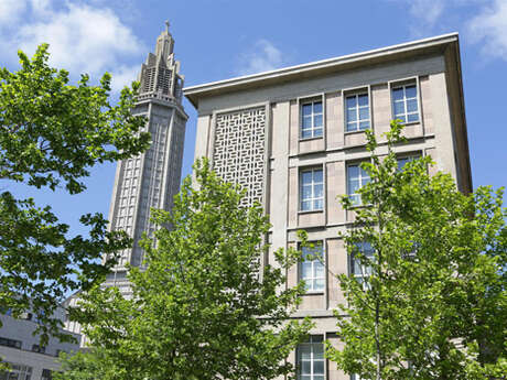 Rendez-vous famille : Sur la piste d'Auguste Perret...