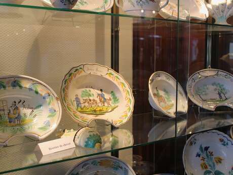 Journées Européennes du Patrimoine : visite de la collection de faïences