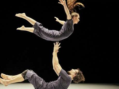 Spectacle - Attractions, « L'éolienne » cirque chorégraphié