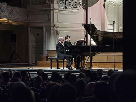 Musique : Philippe Cassard & Cédric Pescia