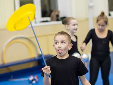 Initiation aux Arts du cirque & Atelier Sarbacane