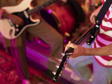 [Musique] On laisse les clés à Hakim Molina