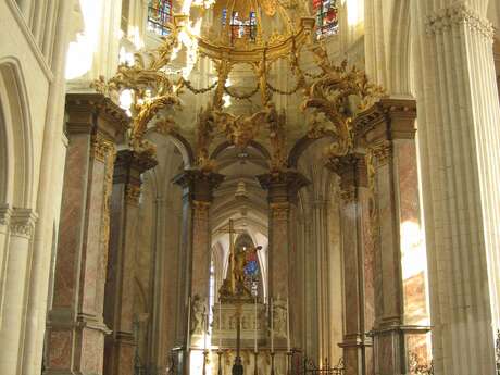 L’ABBATIALE DE LA SAINTE-TRINITÉ ET SES CHEFS D’ŒUVRE
