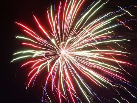 Défilé aux lampions/feu d'artifice aux Petites Dalles