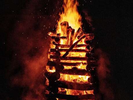 Feu de la Saint-Jean au Tréport