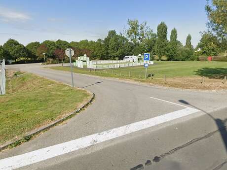 Aire de service municipale de camping-car de Courlay