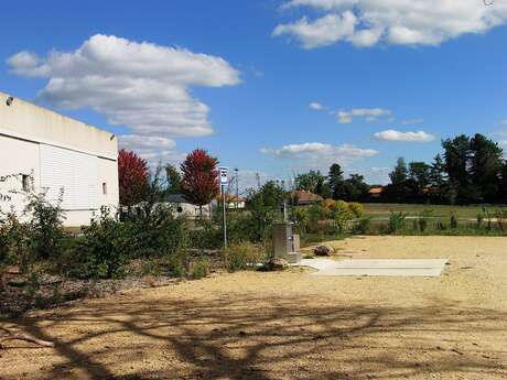 Aire de camping-car Nueil-Les-Aubiers