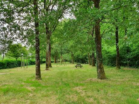 CIRCUIT PÉDESTRE LE BOIS JOLI