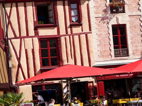 The Marais Sports Coffee Brasserie