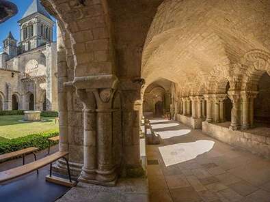 ABBAYE DE NIEUL SUR L'AUTISE