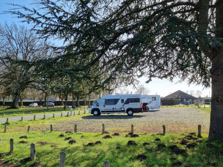 Aire camping-car park de Mansigné