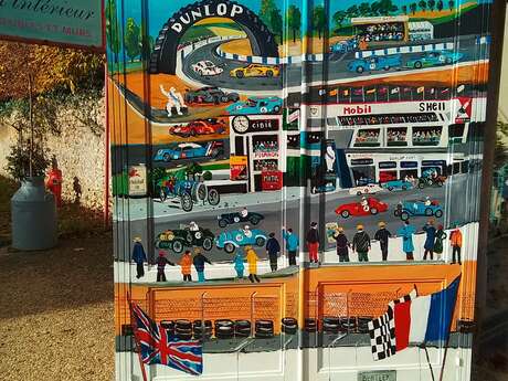 Atelier de meubles peints