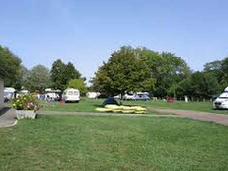 Aire camping-car park de Loir en Vallée