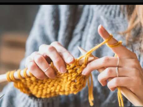 Café tricot à la ferme d'Emilie