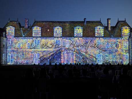 "Le château merveilleux" : spectacle de son et lumière au château de la Lorie