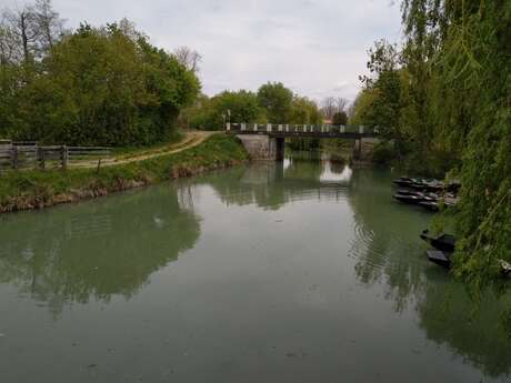 Aire de pique-nique Canal de la Vieille Autize