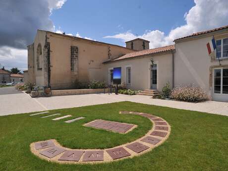 LE JARDIN DES CADRANS SOLAIRES