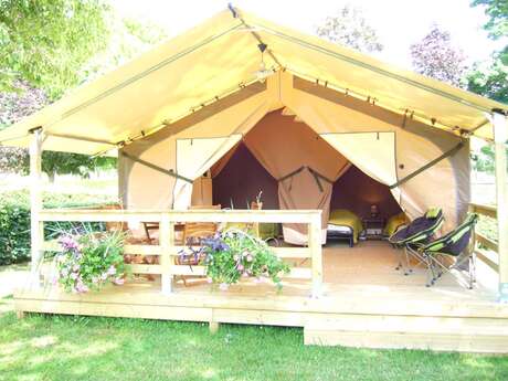 BUNGALOW TOILE MAYOTTE - CAMPING LES PORTES DU PERCHE