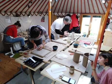 FLORENCE LANDAIS, ARTISANE CÉRAMISTE À CHAMBELLAY