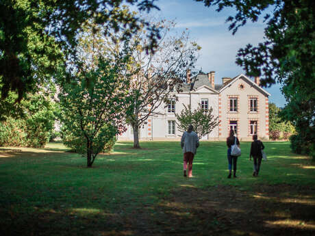 Commune fleurie de Savigné-l'Évêque