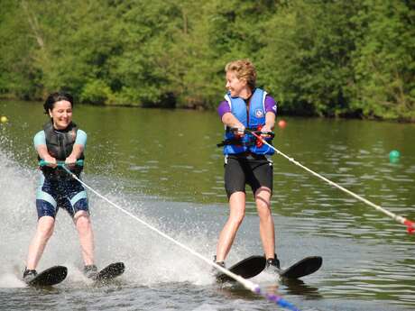 CLUB DE SKI NAUTIQUE CLUB DE SKI NAUTIQUE